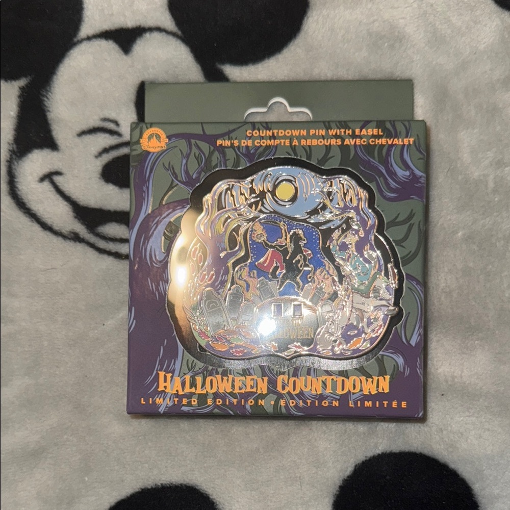 Halloween Countdown Pin with Easel